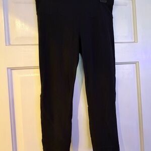 Athleta Salutation 7/8 Black High-Waisted Leggings